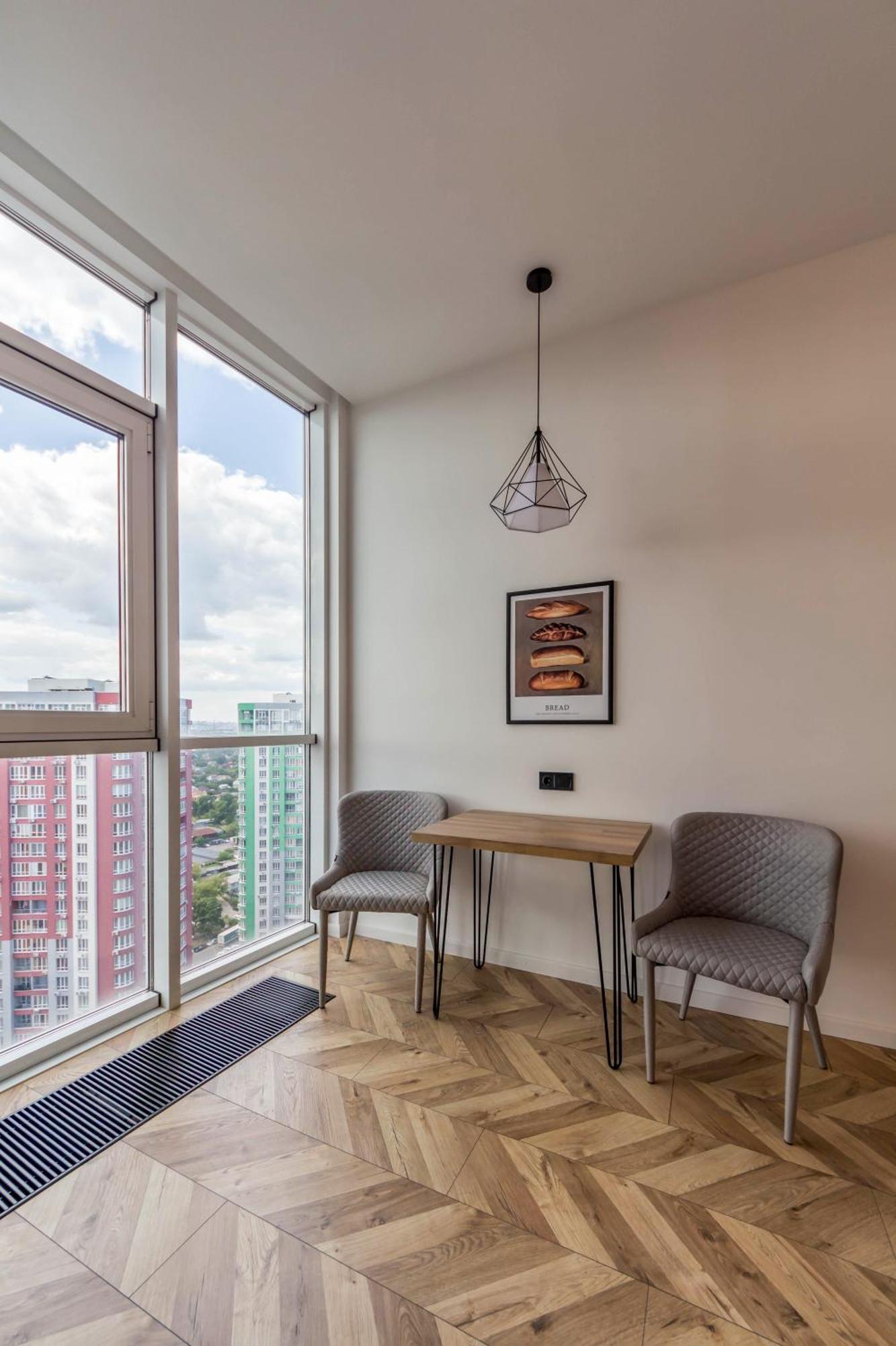 Design Apartments With Panoramic View Kyiv Exterior photo